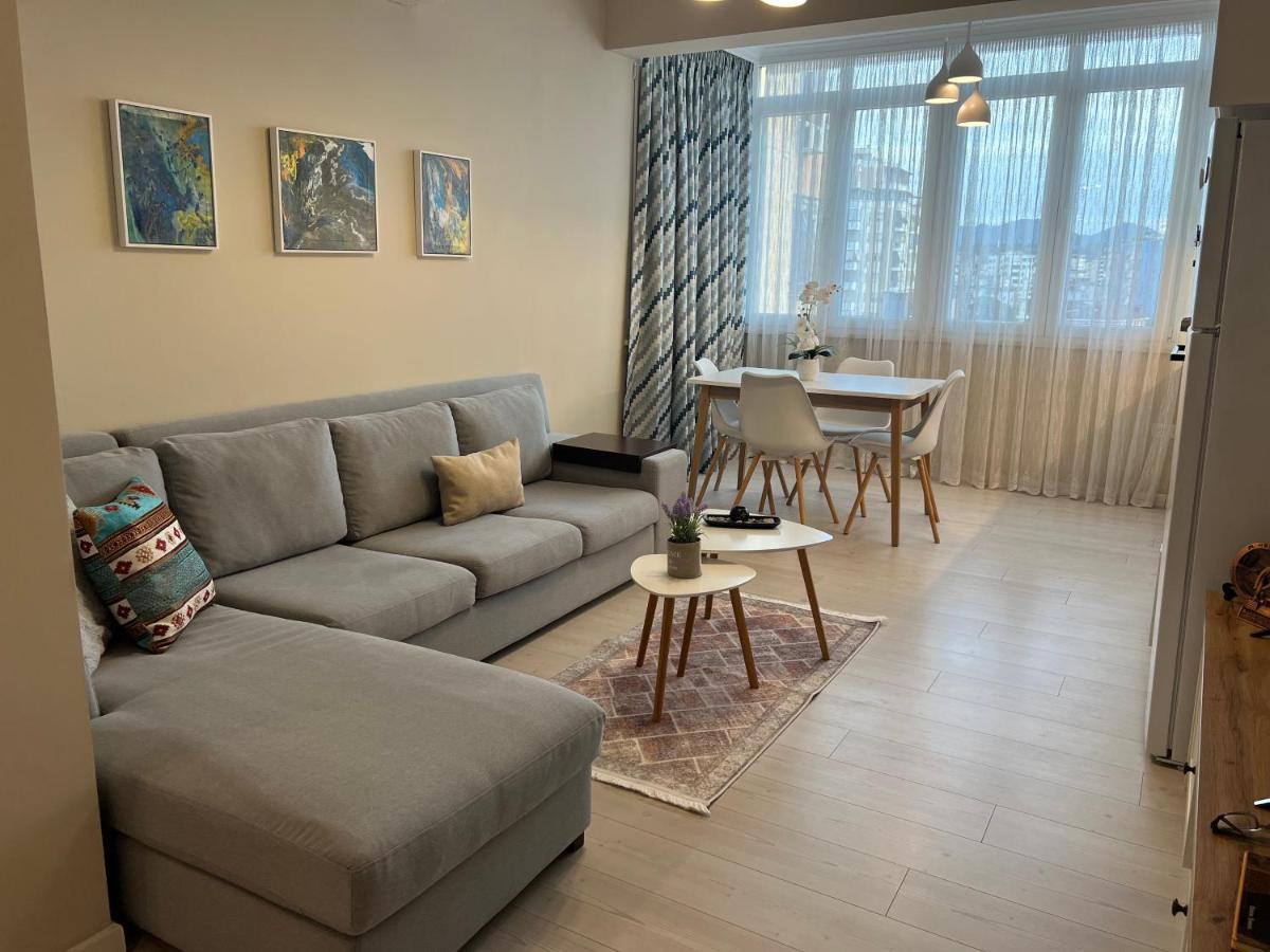 Grand New Bazaar Apartment Tirana Bagian luar foto