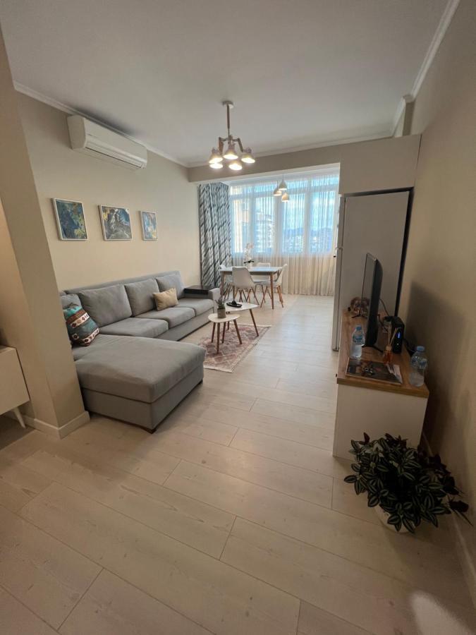 Grand New Bazaar Apartment Tirana Bagian luar foto