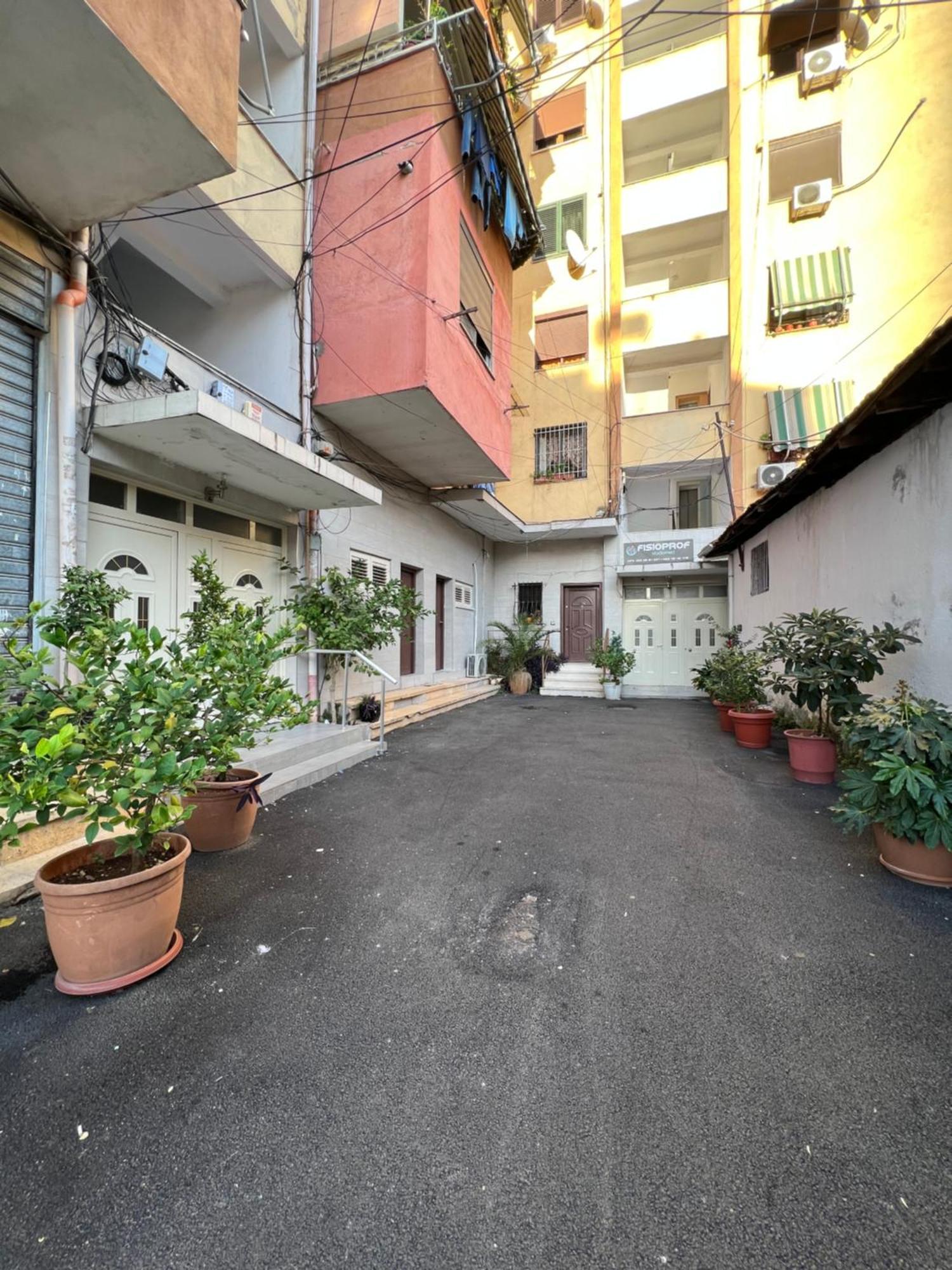 Grand New Bazaar Apartment Tirana Bagian luar foto